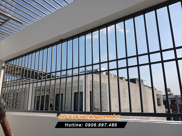 Khung sắt hộp bảo vệ