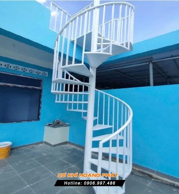 Thợ làm cầu thang sắt tại Hóc Môn