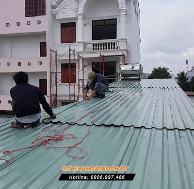 Làm Mái Tôn Tại Quận 8 TPHCM