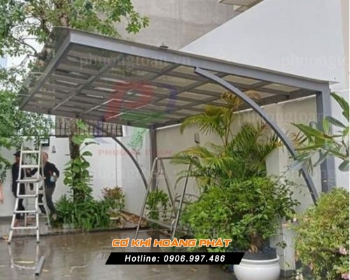 Làm mái nhựa poly lấy sáng tại TPHCM