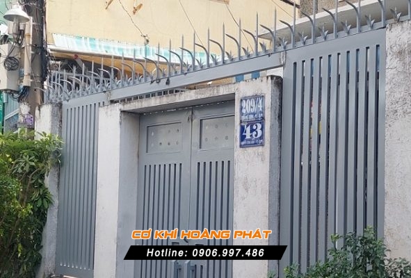 Làm hàng rào chông chống trộm tại Quận 2
