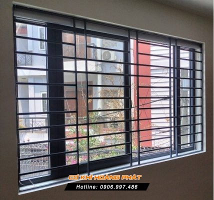 Làm khung sắt bảo vệ cửa sổ tại TPHCM