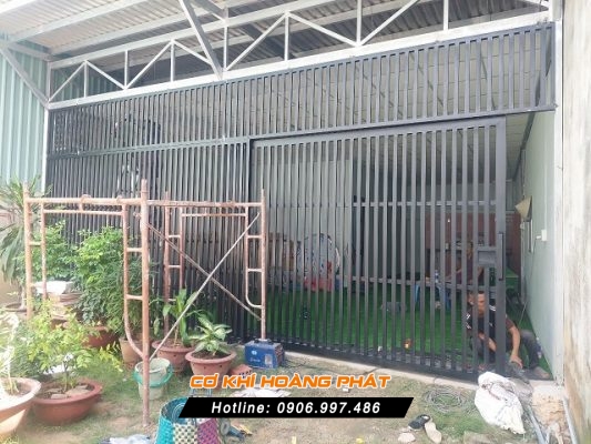 Thợ làm hàng rào sắt tại Đồng Nai
