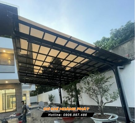 Báo giá lợp mái nhựa poly tại quận Phú Nhuận