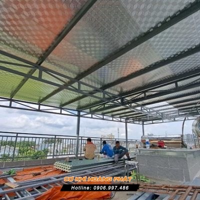 Báo giá lợp mái tôn sân thượng tại Quận 4