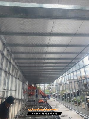 Báo giá lợp mái tôn sân thượng tại Quận 4
