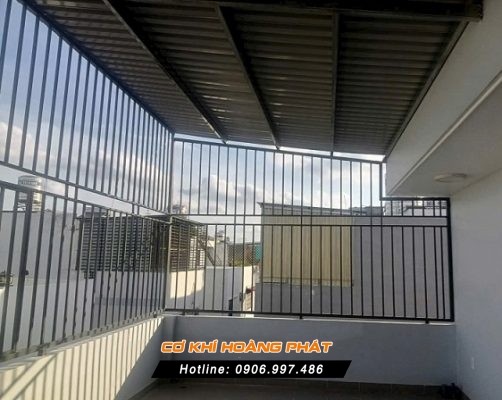 Làm khung sắt bảo vệ tại Long Thành Đồng Nai