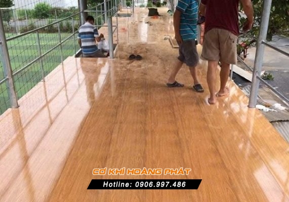 Làm sàn gác lửng tại Quận 10 TPHCM