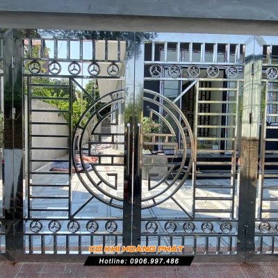 Làm cửa cổng inox tại Quận 4