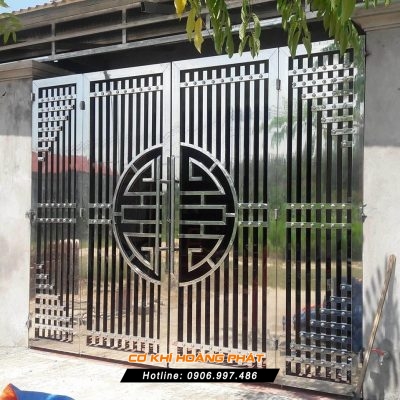 Làm cửa cổng inox tại Quận 5